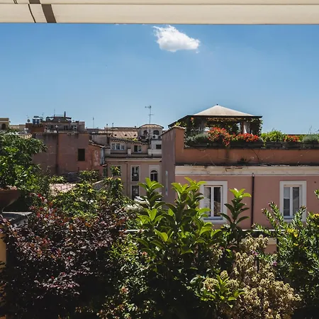 Valeria Terrace - Monti, * Ρώμη